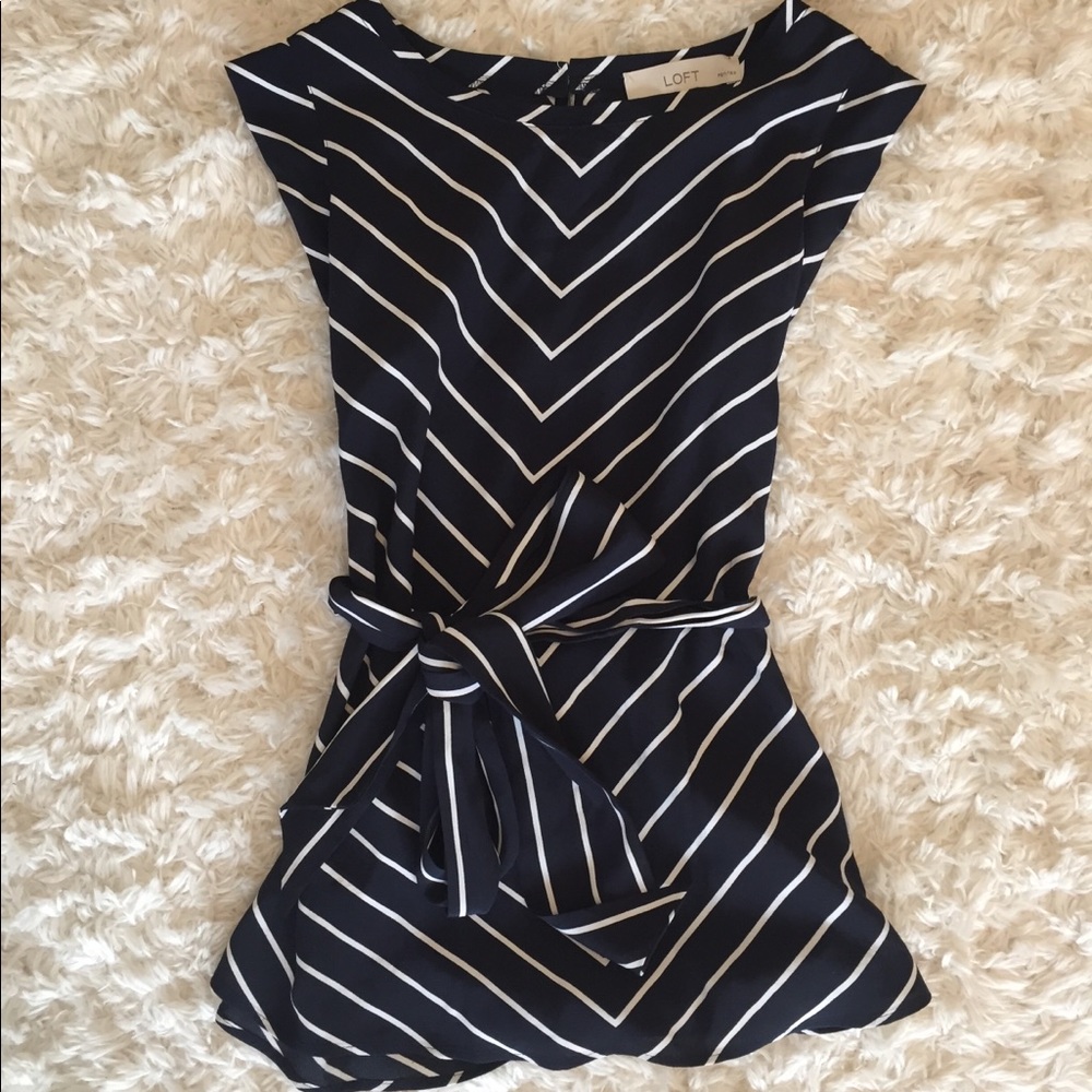 LOFT tie waist elegant shirt NWOT, petite small